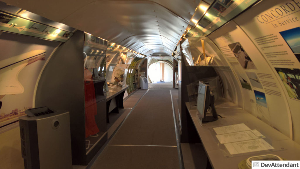 Der erste Teil der Concorde war wie ein Museum eingerichtet...