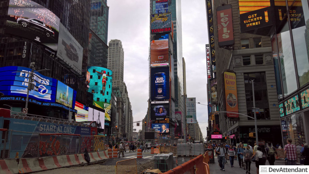 Der Times Square bei Tageslicht