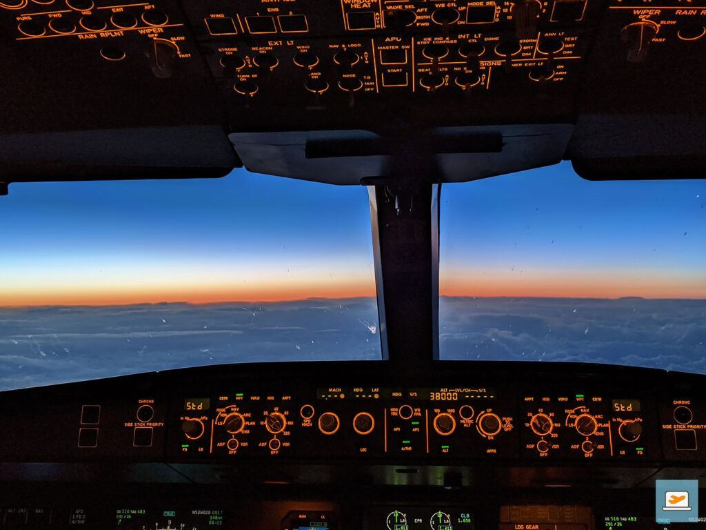 Sonnenuntergang beim Rückflug