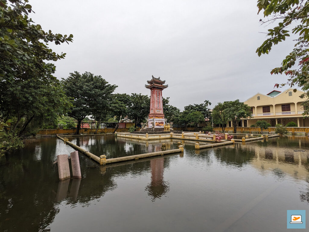 Quảng Nam Monument