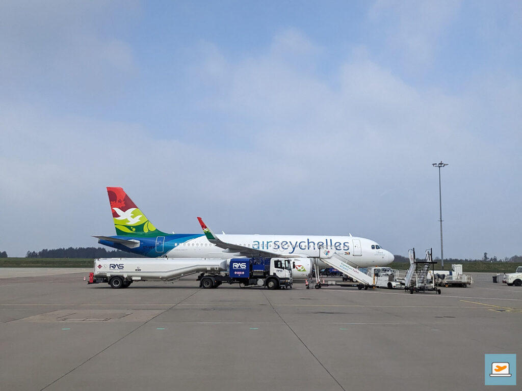 In Hahn konnte man manch alte Bekannte wiedersehen, wie diesen AirSeychelles Flieger...