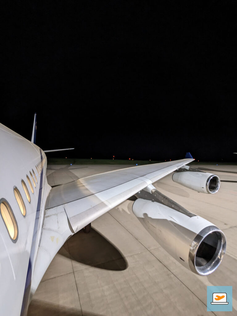 Ausblick vor dem ersten Abflug mit vier Triebwerken als Flugbegleiter